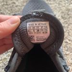 Adidas Tennis Shoes Photo 3