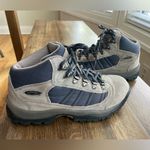 Hi-Tec  Hiking Boots - size 9 Photo 3