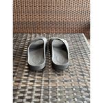 Oofos sandals womens size 5 Black Photo 2