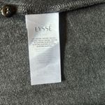 Lysse  medium m stretchy open or close front flattering Photo 3