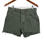 Free People WE THE FREE Free‎ People Makai Cutoff Shorts Khaki Green Distressed Raw Hem 27 Photo 2