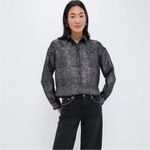Tuckernuck NWT  metallic tweed jasper cropped button down size L Photo 2