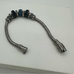 Henri Bendel  Rocks Blue Rhinestone Gunmetal Beaded Bracelet Magnet Close Photo 5