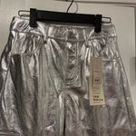 No Boundaries NWT  Size XS Silver Metallic Relaxed Fit Wide Leg Cargo Pants Photo 1