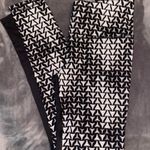 Victoria's Secret VS Sport Leggings Photo 0