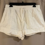 Universal Threads Universal Thread White Linen Shorts Photo 0