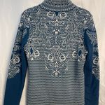 Icelandic Design Wool Sweater Photo 1