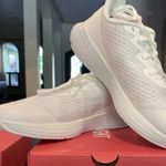 NWOT Lane Eight Women’s 8.5 The Relay Trainer Running Shoes RT 1101 White Breeze Photo 0