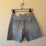 We The Free NWT  Tinsley Baggy High Rise Straight Leg Denim Short Size 26 Photo 3