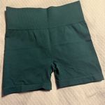 Zyia -Women's Green High-Waisted Shorts Photo 0