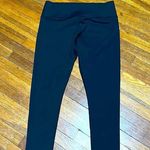 Maurice's Maurice’s Women’s Black Wide Waistband Capri Leggings, Large Photo 0