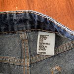 H&M NEW Regular Waist Jean Shorts Cuffed Medium Wash Size 6 3” Inseam NWOT Photo 2
