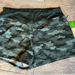 Kyodan NWT  Active Shorts Lined size LARGE Green camo Stretch Athletic Womens‎ Photo 0