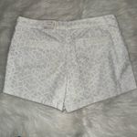 Elle 🎄 white shorts Photo 1