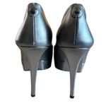Stuart Weitzman Leather Silver Metallic Peep-Toe Heels – Size 7 Made is Spain Photo 8