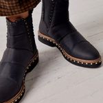 Free People Black Atlas Puffer Chelsea Boots Sz 10 Photo 1