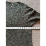 Free People  Womens Green Wool V-neck‎ Drop Shoulder Sweater Mod Size Xs Photo 4