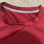 Gradual Burgundy Long Sleeve Active Top w/ Zip Pocket & Thumb Holes Size S EUC Red Photo 2