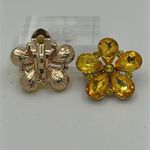 Vintage Sunflower Yellow Floral Clip on Earrings Gold Photo 1