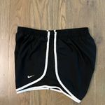Nike Women's Black lined running Shorts sz Medium Photo 2