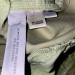 Ann Taylor celery green polished Cotton/ Spandex cropped pants.Cuffed. Size 10P. Photo 2