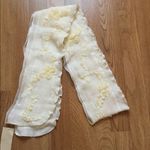Coldwater Creek  white and beige lace embroidered satin flowers knit scarf Photo 2