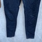 Iris  Jeans‎ Photo 4
