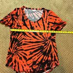 LuLaRoe Orange Black Tie Dye Halloween Tshirt  Classic Tee SZ S Short Sleeve Photo 5