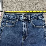 Pretty Little Thing Women's Skinny Jeans in Blue Photo 4