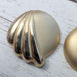Vintage Clip On Earrings Photo 2