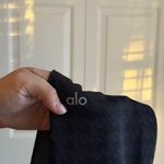 Alo Yoga Alo black and grey houndstooth Photo 3