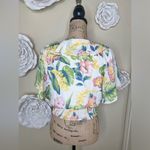 NTM: June & Hudson Ruffled Tropical Print Ivory Crop Top Blouse Size Small White Photo 9