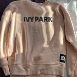 Ivy Park Crewneck Photo 0