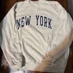 Brandy Melville Sweatshirt New York Photo 0