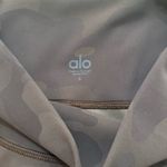 Alo Yoga  High-Waist Vapor Leggings
28" in Coco Camo Photo 2