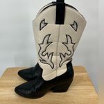 Black and Cream Western Boots Size 8 Photo 0