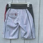 Lululemon  Size 4 Bermuda Long Shorts Striped Grey White Casual Photo 2