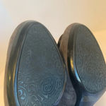 Clarks Artisan Society Ball Suede Pumps Taupe Women’s Size 8W (wide) Photo 3