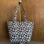 Nanette Lepore NANETTE LAPORE Large Blue Quilted Daisy Print Tote Bag Errands School Work Photo 3