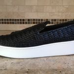 Vince  Stafford Black Leather woven leather Slip On Platform Shoes size 9 Photo 2