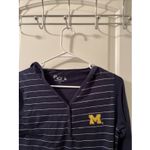 Michigan Wolverines Women's M Striped Hooded Shirt Size M G Photo 1