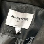 NA-KD Romee Strijd X naked seam detail pu blazer Photo 4