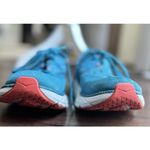 Hoka One One Arahi 5 Running Shoes Womens Size 7.5 B Blue Luminary Photo 3