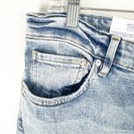 H & M Light Wash High Waist Hidden Button Fly Mom Jeans, Size 16 Photo 6