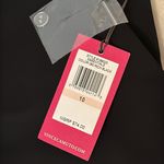 Vince Camuto Flat Front 4.5” Cuffed Shorts Women’s Size 10 Black Stretch Photo 8