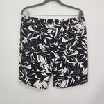 Mario Serrani  Black and White Bermuda Shorts Size 10 Tropical Print Shorts Photo 2