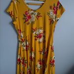Brooks Woman’s Bobbie  Yellowish Gold Floral pattern Short Sleeve Dress Photo 4