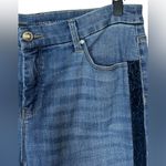Chico's So Slimming Women’s Velvet Side-Seam Girlfriend Ankle Denim Jeans Size 8 Photo 2