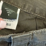 Eddie Bauer  Women’s Green Cargo Shorts Photo 3