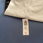 Aritzia NWT  tna life high rise 1/2 length plein air light blue leggings xs Photo 1